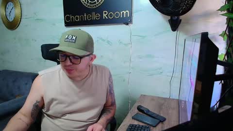  Maximo  online show from April 22, 2026, 12:07 pm