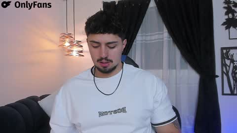 Snapshot of maximo_rodriguez chatting on January 17, 2025, 6:57 am Maximo online show from January 17, 2025, 6:57 am