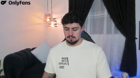 Snapshot of maximo_rodriguez chatting on February 16, 2025, 5:48 am Maximo online show from February 16, 2025, 5:48 am