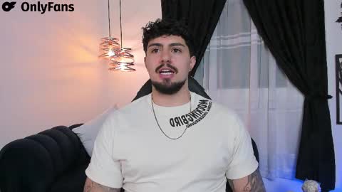 Snapshot of maximo_rodriguez chatting on February 23, 2025, 5:56 am Maximo online show from February 23, 2025, 5:56 am