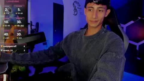 Snapshot of maximo_romano chatting on July 28, 2026, 7:39 pm Maximo online show from July 28, 2026, 7:39 pm