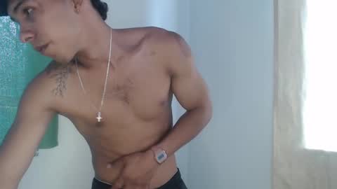 Snapshot of maximo_vega_new chatting on December 8, 2024, 7:54 pm Maximo Aron Vega online show from December 8, 2024, 7:54 pm