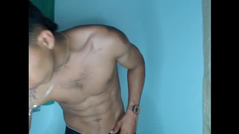 Snapshot of maximo_vega_new chatting on December 8, 2024, 10:57 pm Maximo Aron Vega online show from December 8, 2024, 10:57 pm