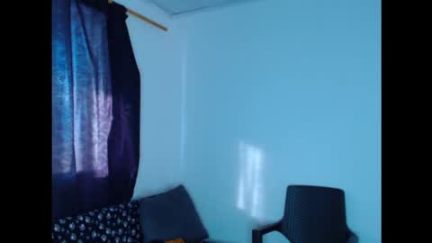 Snapshot of maximo_vega_new chatting on December 11, 2024, 12:12 pm Maximo Aron Vega online show from December 11, 2024, 12:12 pm