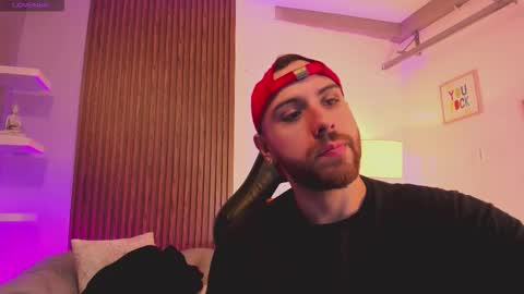 Maximo Wolf online show from February 2, 2026, 7:45 pm