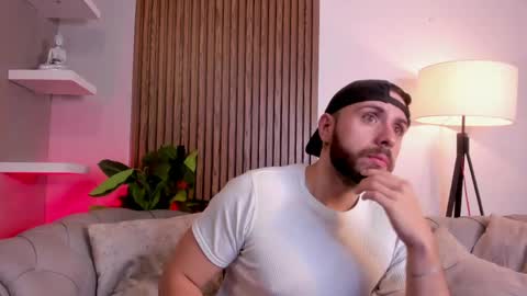 Maximo Wolf online show from May 9, 2026, 11:43 pm