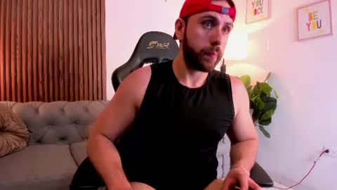 Maximo Wolf online show from June 9, 2026, 9:48 pm