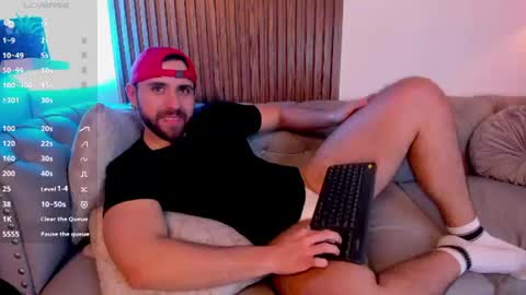 Maximo Wolf online show from June 25, 2026, 5:17 pm