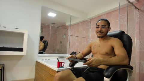 maximo_zahir online show from February 1, 2026, 2:54 am