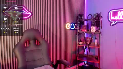 MAXIMO online show from May 5, 2026, 4:42 am