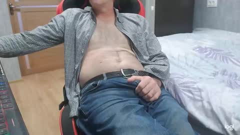 Snapshot of maximus3334 chatting on October 3, 2025, 10:56 am maximus3334 online show from October 3, 2025, 10:56 am