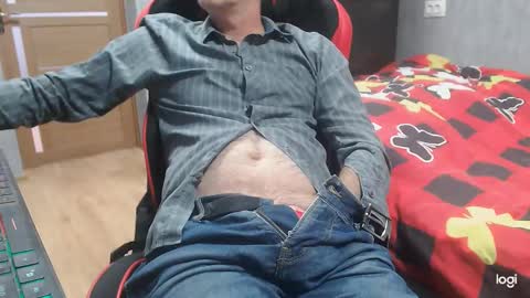 Snapshot of maximus3334 chatting on October 23, 2025, 10:36 am maximus3334 online show from October 23, 2025, 10:36 am