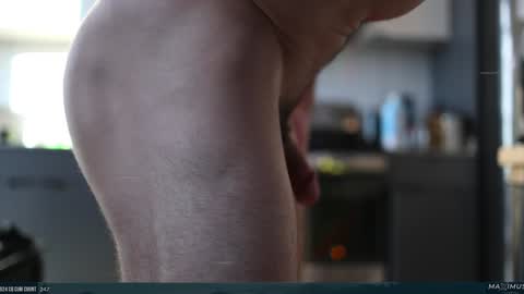 Snapshot of maximus_787 chatting on December 1, 2024, 8:42 pm Maximus7871 online show from December 1, 2024, 8:42 pm