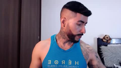 Independent Model online show from February 28, 2025, 1:15 am