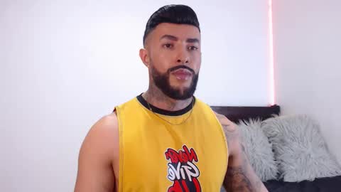 Independent Model online show from September 26, 2025, 5:00 am