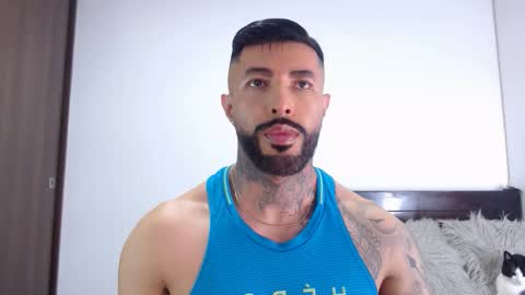 Independent Model online show from January 13, 2026, 4:40 am