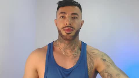 Independent Model online show from May 6, 2026, 4:41 am