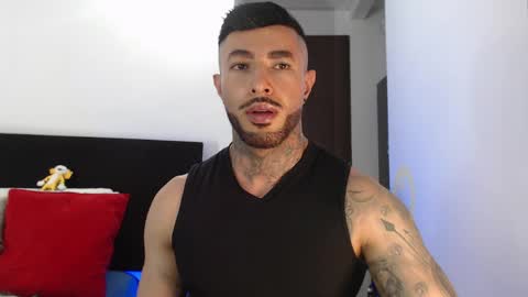 Independent Model online show from May 9, 2026, 5:12 am