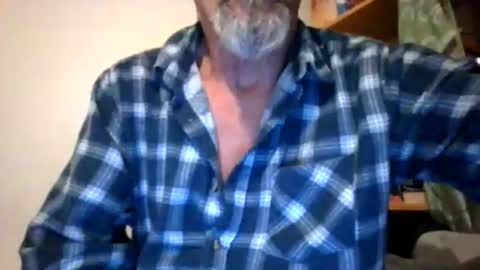 Max online show from April 28, 2026, 2:27 am