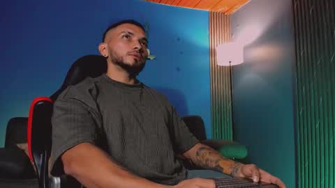 Snapshot of maximusclark chatting on January 8, 2026, 2:58 am Maximus Clark online show from January 8, 2026, 2:58 am