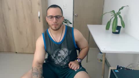 Snapshot of maximussantorini chatting on May 7, 2026, 12:27 am maximus online show from May 7, 2026, 12:27 am