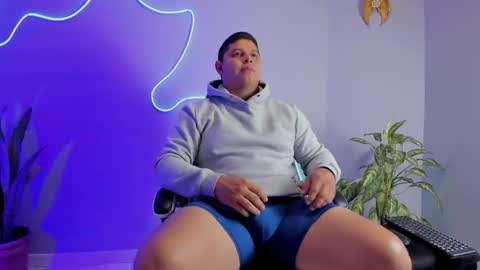 Snapshot of maximussteel_ chatting on October 2, 2025, 10:55 am Maximus online show from October 2, 2025, 10:55 am