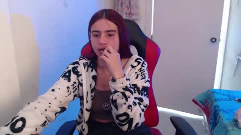 Snapshot of maxinesex_ chatting on February 14, 2026, 2:47 pm maxinesex_ online show from February 14, 2026, 2:47 pm