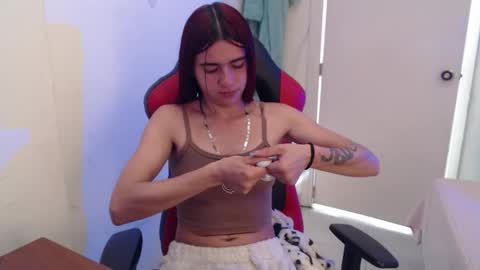 Snapshot of maxinesex_ chatting on February 27, 2026, 1:55 pm maxinesex_ online show from February 27, 2026, 1:55 pm