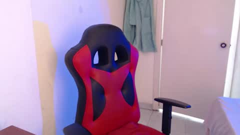 Snapshot of maxinesex_ chatting on March 17, 2026, 1:58 pm maxinesex_ online show from March 17, 2026, 1:58 pm