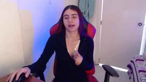 maxinesex_ online show from June 9, 2026, 1:56 pm