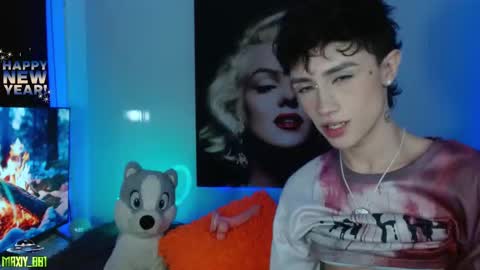 Snapshot of maxiy_001 chatting on January 4, 2025, 2:03 am Max online show from January 4, 2025, 2:03 am