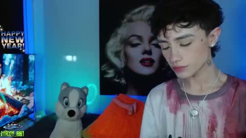 Snapshot of maxiy_001 chatting on January 4, 2025, 5:05 am Max online show from January 4, 2025, 5:05 am