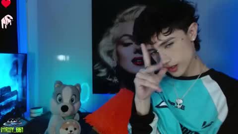 Snapshot of maxiy_001 chatting on January 9, 2025, 11:45 pm Max online show from January 9, 2025, 11:45 pm