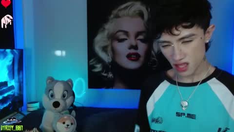 Snapshot of maxiy_001 chatting on January 10, 2025, 8:51 am Max online show from January 10, 2025, 8:51 am