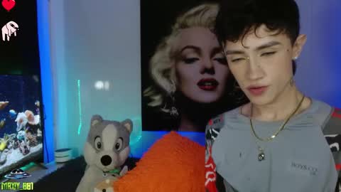 Snapshot of maxiy_001 chatting on January 16, 2025, 7:07 am Max online show from January 16, 2025, 7:07 am