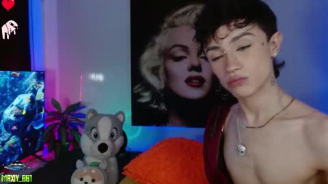 Snapshot of maxiy_001 chatting on January 19, 2025, 8:29 am Max online show from January 19, 2025, 8:29 am