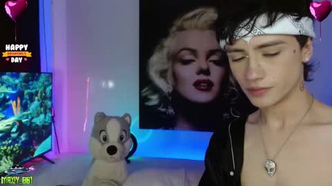 Snapshot of maxiy_001 chatting on February 5, 2025, 10:08 am Max online show from February 5, 2025, 10:08 am