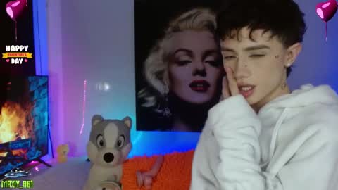 Snapshot of maxiy_001 chatting on February 12, 2025, 6:08 am Max online show from February 12, 2025, 6:08 am