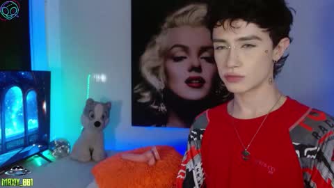 Snapshot of maxiy_001 chatting on September 21, 2025, 8:38 am Max online show from September 21, 2025, 8:38 am