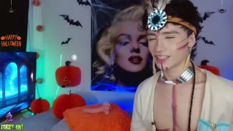 Snapshot of maxiy_001 chatting on October 24, 2025, 3:25 am Max online show from October 24, 2025, 3:25 am