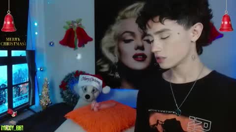 Max online show from December 20, 2025, 4:08 am