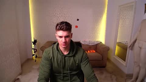 Snapshot of maxkaiden chatting on October 19, 2025, 4:46 am MaxKaiden online show from October 19, 2025, 4:46 am