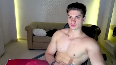 MaxKaiden online show from June 7, 2026, 4:27 am