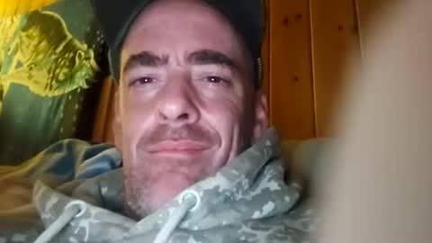 maxlme2721063 online show from May 11, 2026, 3:01 am