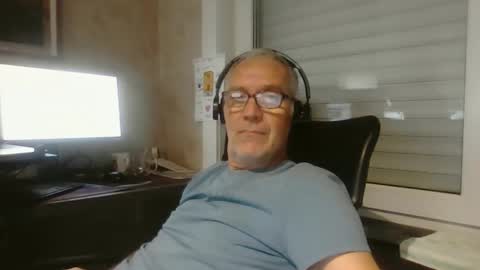 maxou569 online show from October 15, 2025, 8:36 am