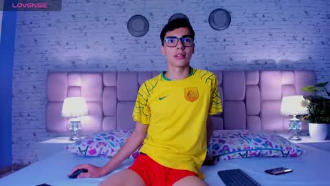 Max Owen  online show from January 13, 2025, 5:44 pm