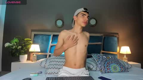 Max Owen  online show from January 30, 2025, 7:48 pm