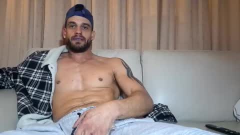 Luca Dominus online show from October 2, 2025, 1:29 pm