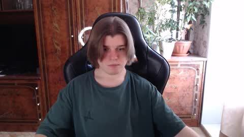 Max online show from February 3, 2026, 11:48 am