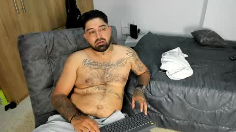 Snapshot of maxstorm_ chatting on April 25, 2026, 4:59 am Max online show from April 25, 2026, 4:59 am